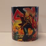caneca de porcelana modelo  Iron Maiden  The Trooper